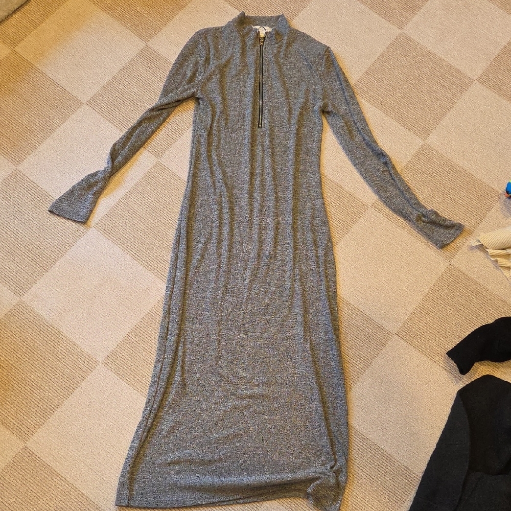 Treasure & Bond Long Sleeve Gray Dress